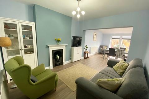 48 Green Road, Hall Green, Birmingham, B28 8DD