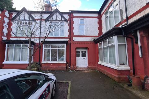 3 bedroom terraced house to rent, Railton Avenue, Whalley Range, Manchester. M16 8AU