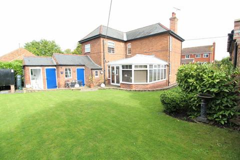 3 bedroom detached house for sale, Church Lane, Corringham