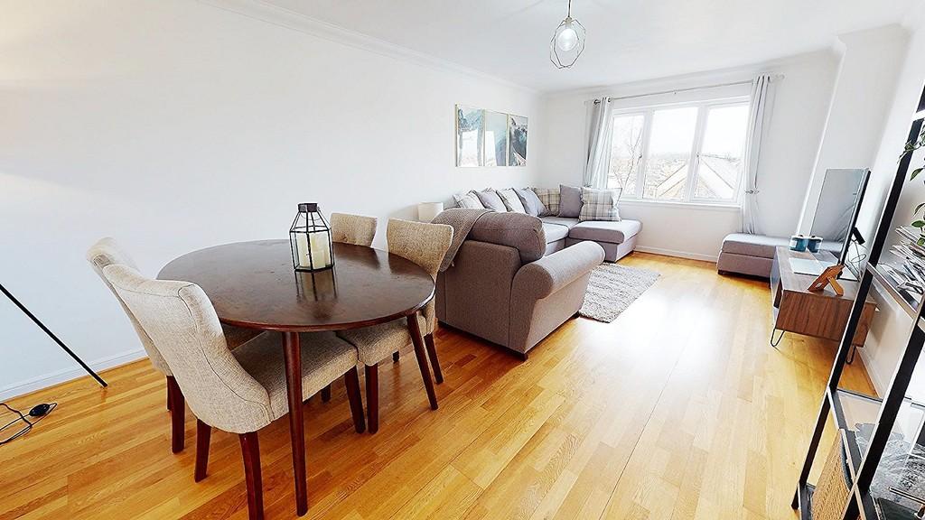 Bridgend Gardens, Bathgate 2 bed apartment £139,000