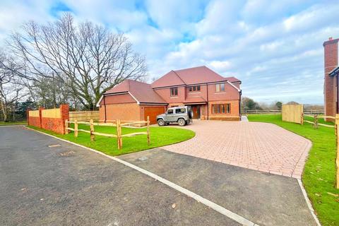 4 bedroom detached house for sale, Rolling Fields View, Newick Lane, Heathfield, East Sussex, TN21