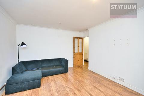 1 bedroom apartment to rent, Thornhill Gardens, Barking, East London, Essex, IG11