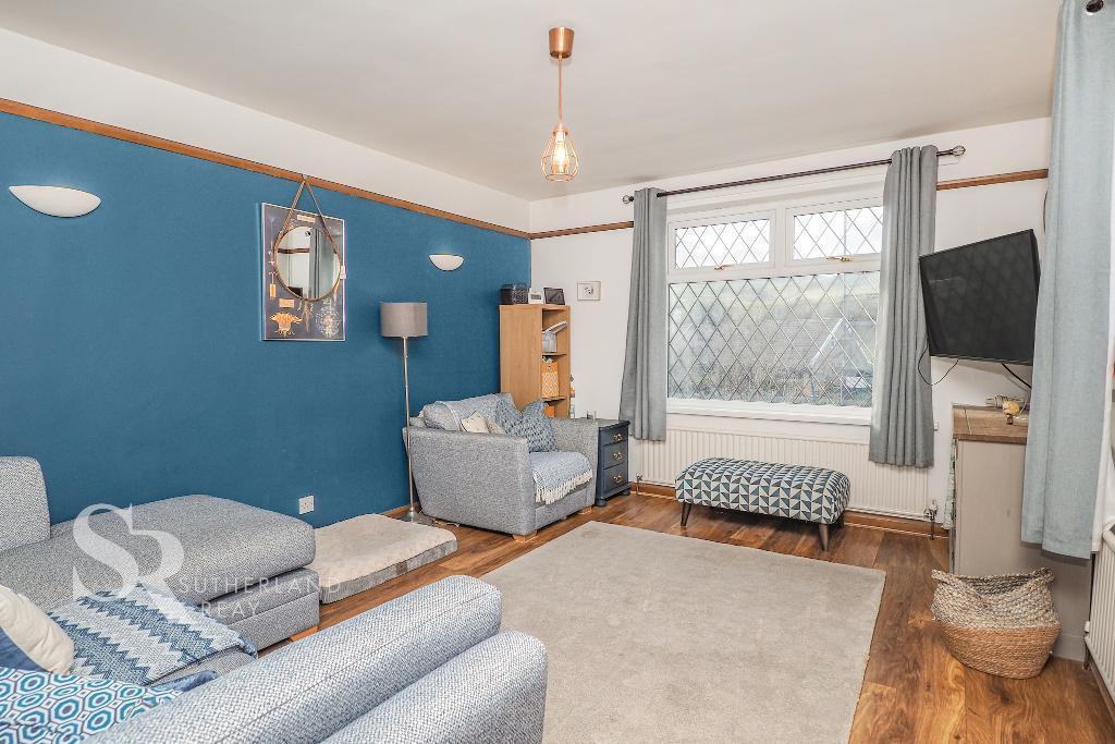 Buxton Road, Dove Holes, Buxton, Derbyshire, SK17 8DL 2 bed semi