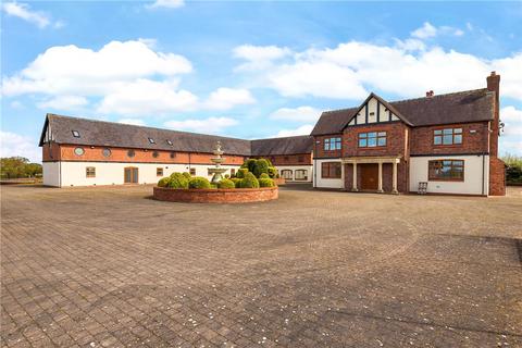 8 bedroom detached house to rent, Wrinehill Road, Blakenhall, Nantwich, Cheshire, CW5