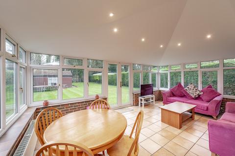 4 bedroom detached house for sale, Smitham Bottom Lane, Purley CR8