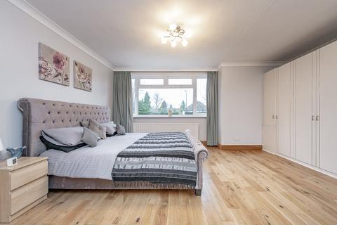 3a Smitham Bottom Lane, Purley, CR8 3DE
