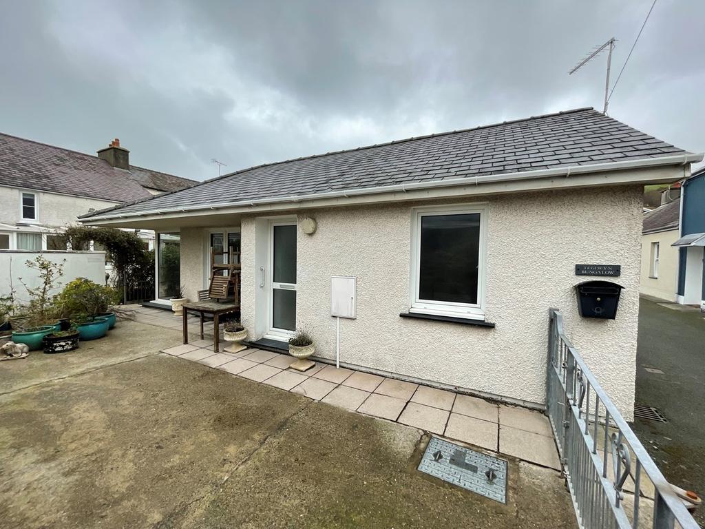 28 North Road, Aberaeron, SA46 4 bed townhouse for sale £495,000