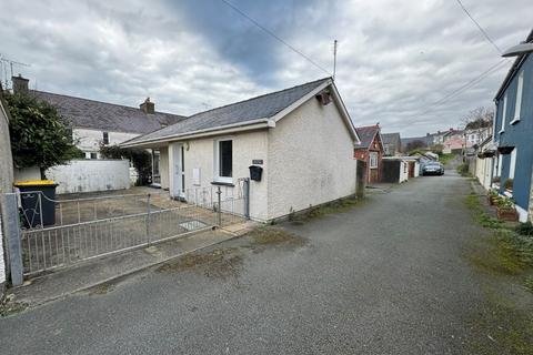 5 bedroom townhouse for sale, 28 North Road, Aberaeron, SA46