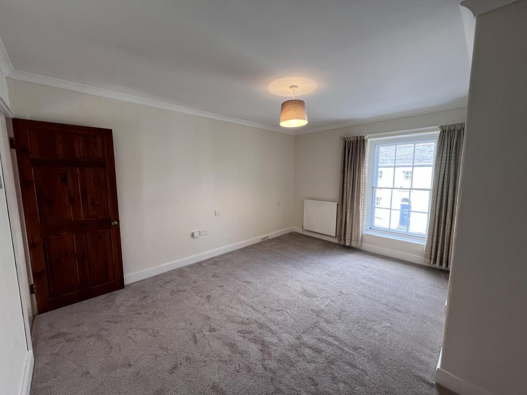 Front Double Bedroom 1