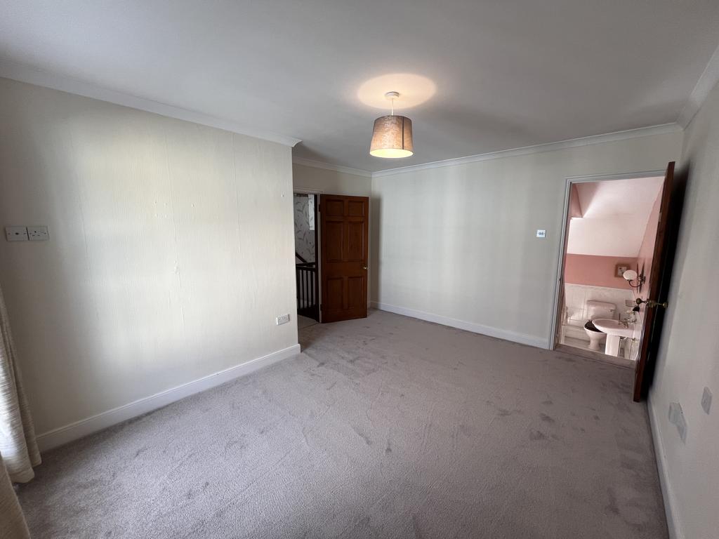 Front Double Bedroom 1