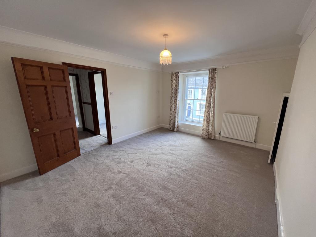 Front Double Bedroom 2