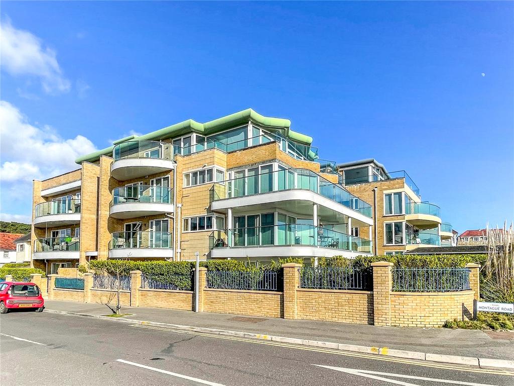 Montague Road, Bournemouth, BH5 2 bed apartment for sale £650,000