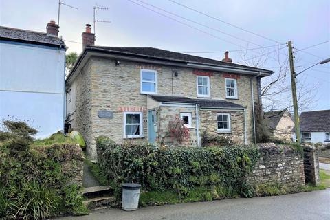 26 Mount Bennett Road, Tywardreath, Par, PL24 2QX