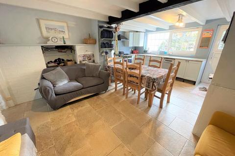 26 Mount Bennett Road, Tywardreath, Par, PL24 2QX