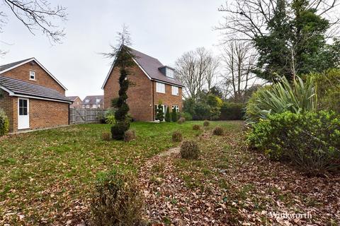 4 bedroom detached house to rent, Freshers Grove, Earley, Reading, RG6