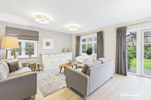 4 bedroom detached house to rent, Freshers Grove, Earley, Reading, RG6