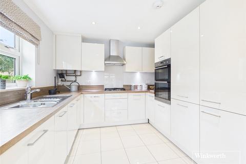 4 bedroom detached house to rent, Freshers Grove, Earley, Reading, RG6