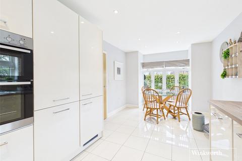 4 bedroom detached house to rent, Freshers Grove, Earley, Reading, RG6