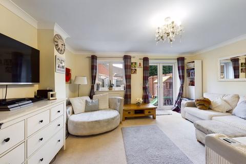 3 Goldsmith Close, Aylesbury, HP21 9FW