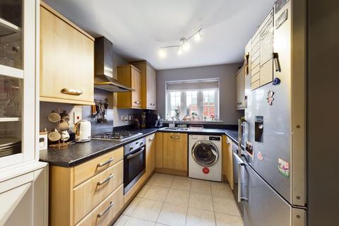 3 Goldsmith Close, Aylesbury, HP21 9FW