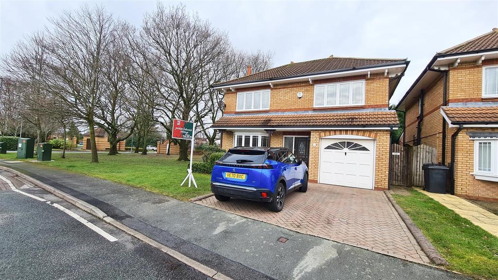 Wolverton Drive, WILMSLOW 4 bed detached house £2,600 pcm (£600 pw)