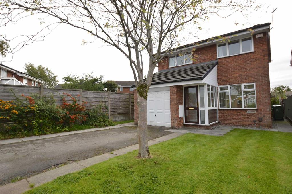 Millbank Drive, MACCLESFIELD 3 bed detached house £1,200 pcm (£277 pw)