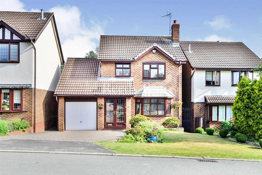 Thetford Close, Macclesfield 3 bed detached house £315,000