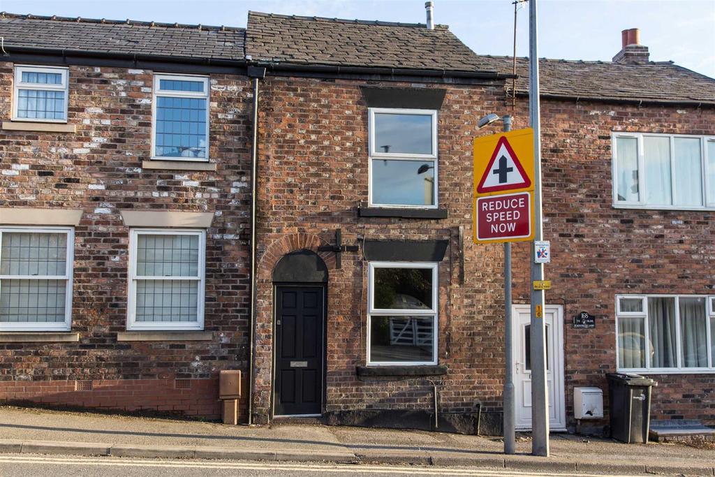 Buxton Road, Macclesfield 2 bed terraced house £179,950