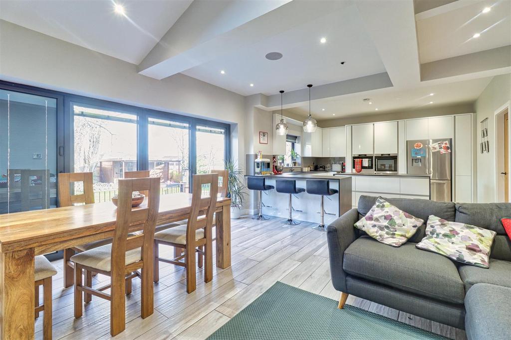 Kitchen dining family room