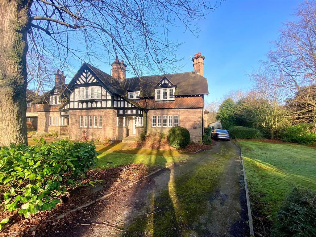 Worksop Road, Aston, Sheffield 4 bed house £1,200 pcm (£277 pw)