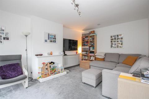 26 Hammonds Lane, Great Warley, Brentwood, CM13 3AQ