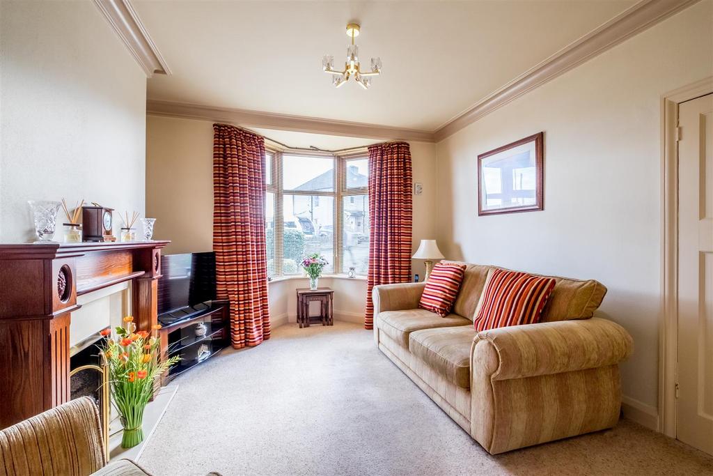 Bracken Road, Brighouse 3 bed semidetached house £295,000