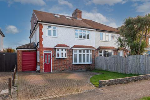 27 Killester Gardens, Worcester Park, KT4 8UA