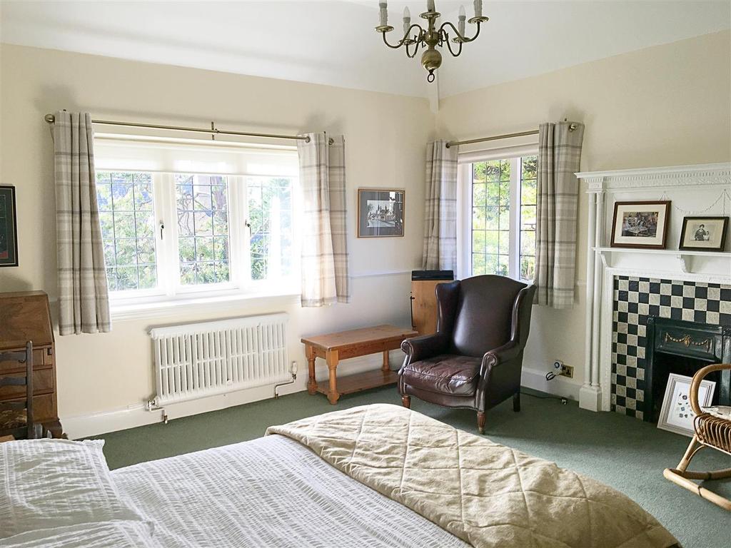 Westhill bedroom 4.jpg