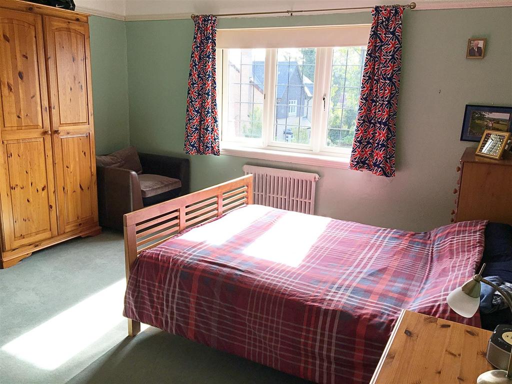Westhill bedroom 2.jpg