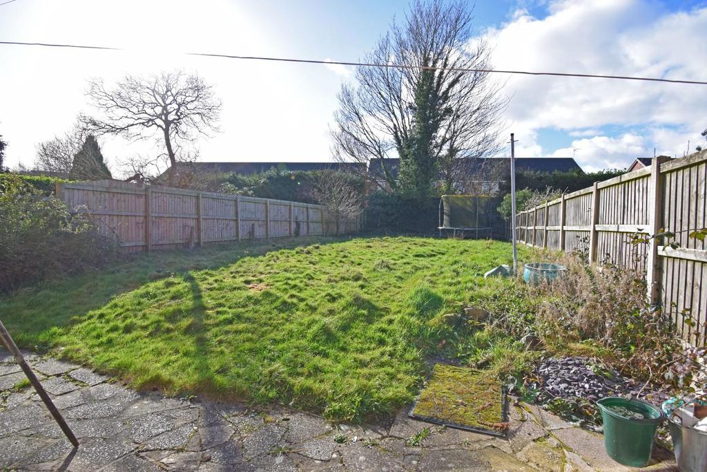 21 Birmingham Road, garden 2 new.jpg