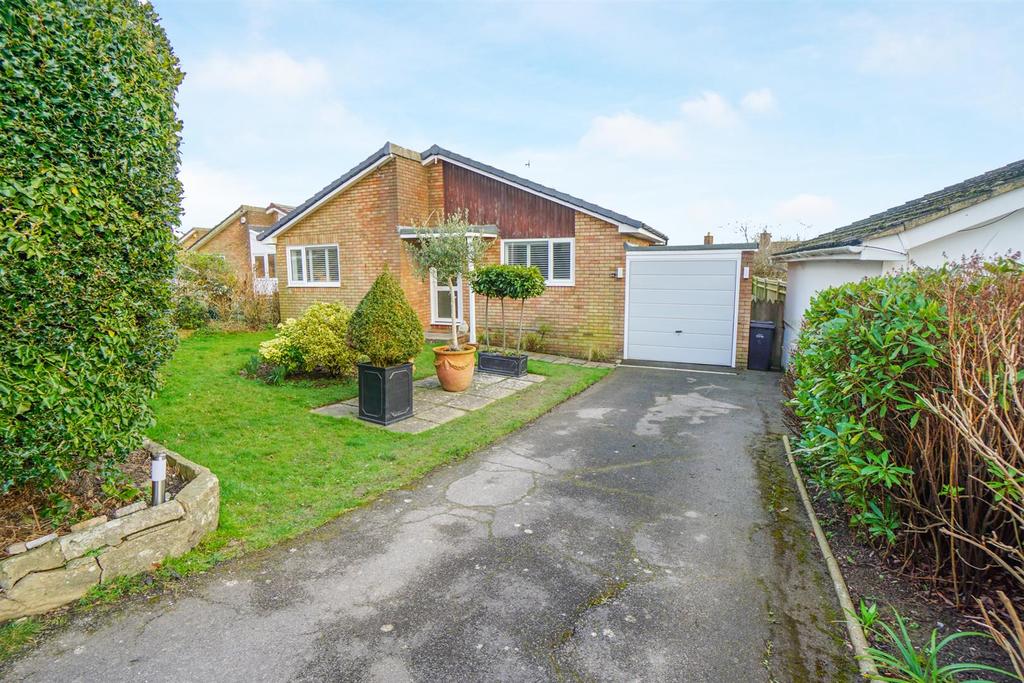 Pine Avenue, Hastings 3 bed detached bungalow £415,000