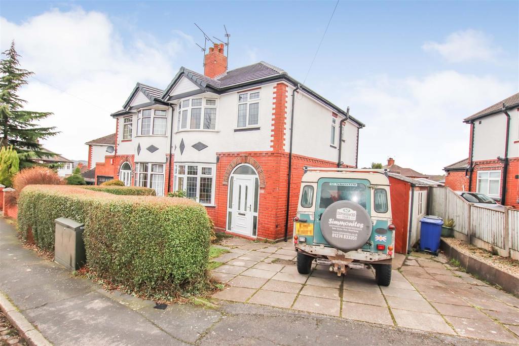 Ashcroft Road, Porthill, Newcastle 3 bed semidetached house £170,000