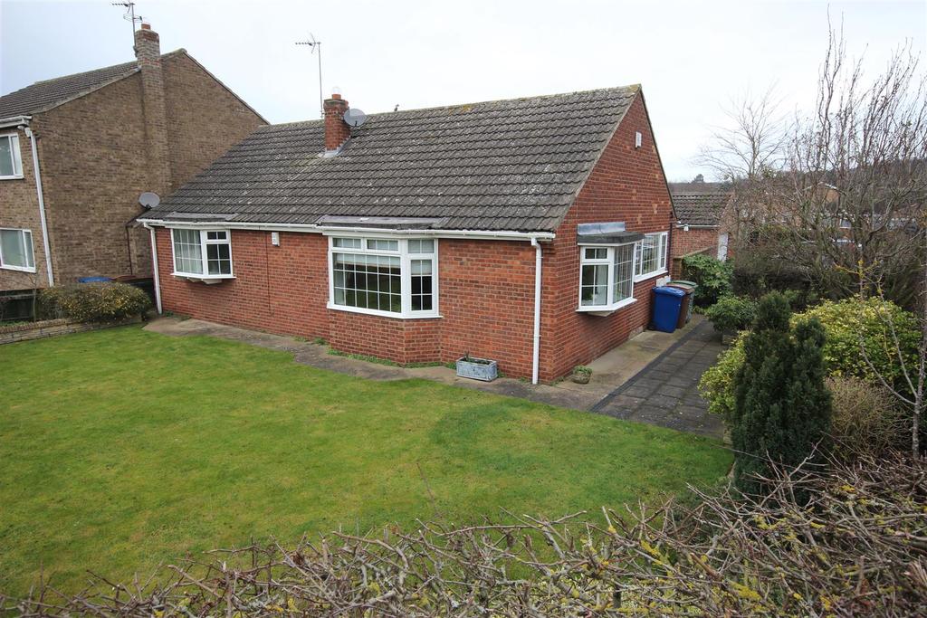 Stockbridge Park, Elloughton 2 bed detached bungalow £300,000