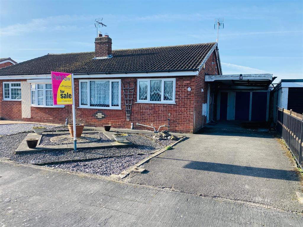 Bellasize Park, Gilberdyke, Brough 2 bed semidetached bungalow £120,000