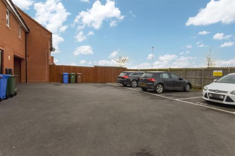 9 Eaton Close, Anlaby, Hull, HU10 7EY