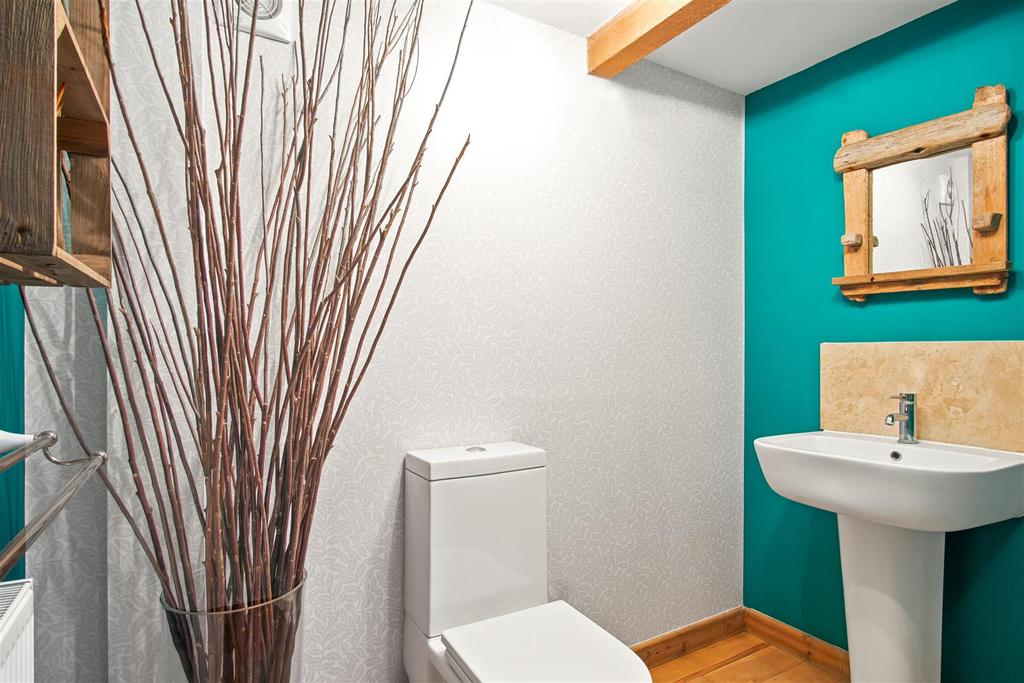Guest cloakroom