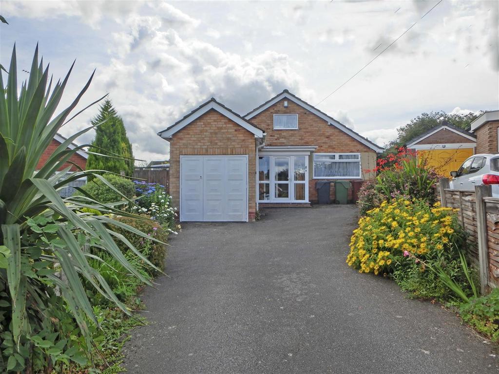 Chantry Close 8 Front.jpg