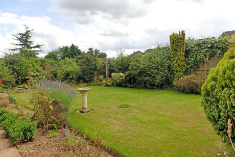 8 Chantry Close, Hollywood, Birmingham, B47 5LU