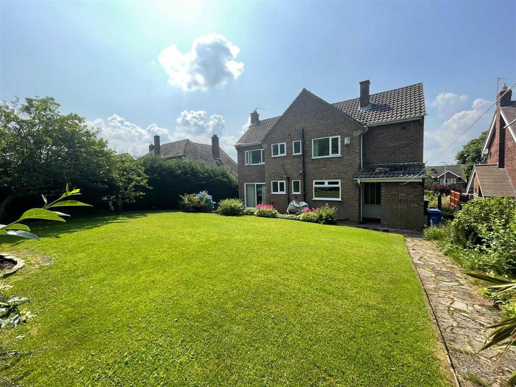 Fletcher Drive, Disley, Stockport 4 bed detached house £649,950