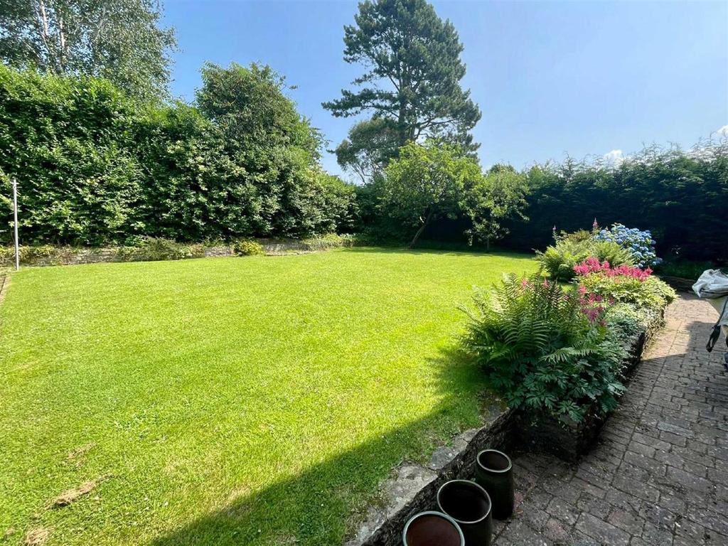 Fletcher Drive, Disley, Stockport 4 bed detached house £649,950