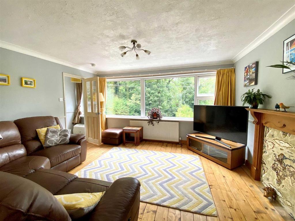 Hollinwood Road, Disley, Stockport 3 bed mews £249,950