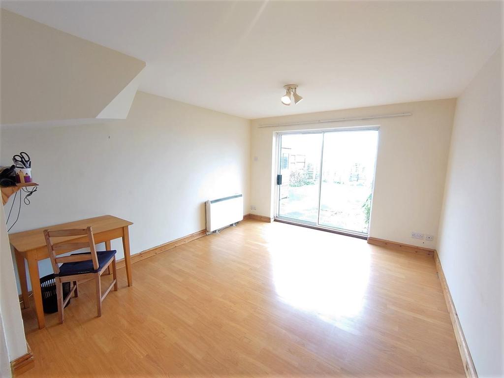Living Room A.jpg