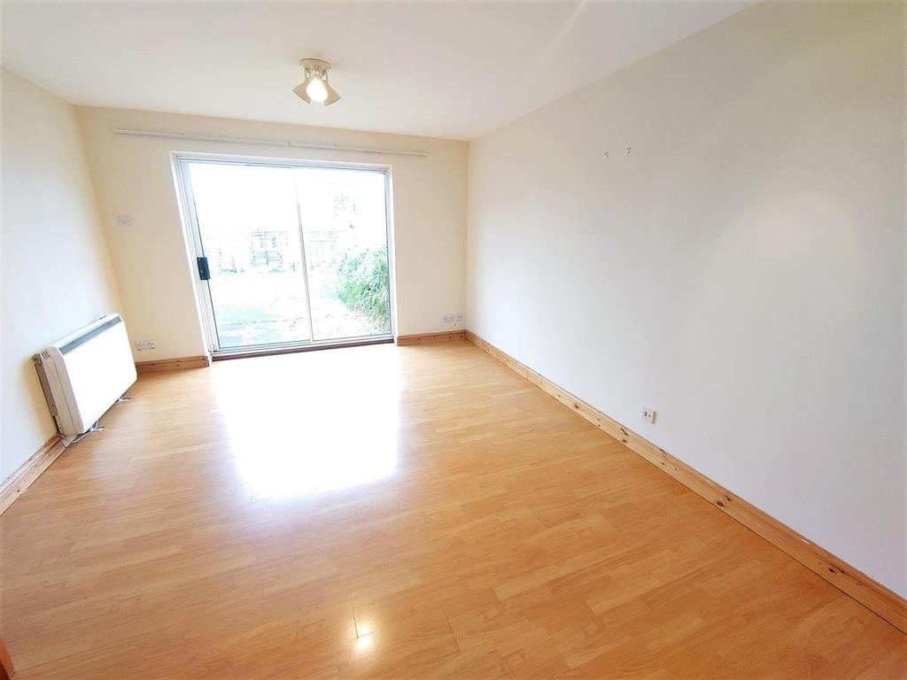 Living Room B.jpg