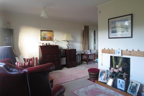 11 Haddon Way, Carlyon Bay, St Austell, PL25 3QG